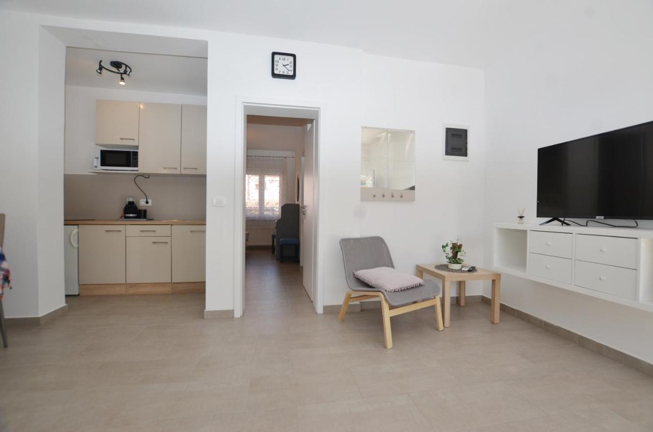 רוביני M&N Apartment מראה חיצוני תמונה